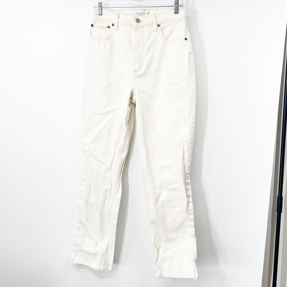 Abercrombie & Fitch Curve Love ‘90s Straight Jeans Ultra High Rise Ankle Slits